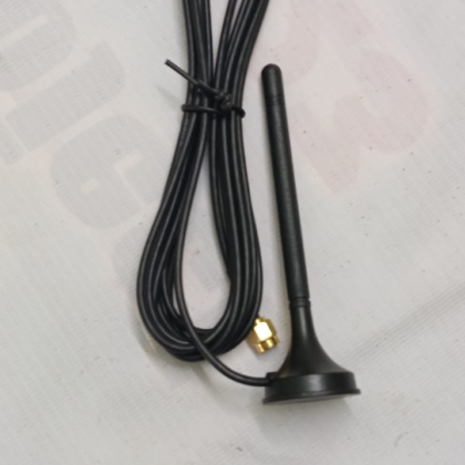 Magnetic-Base GSM Antenna with SMA Connector
